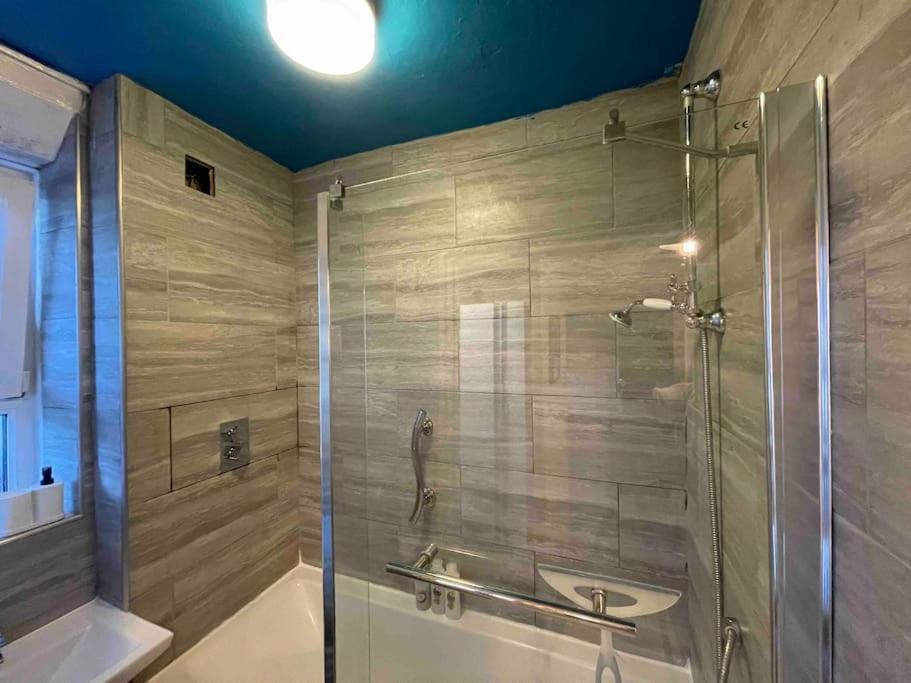 Brixton And Oval Apartment Londra Dış mekan fotoğraf